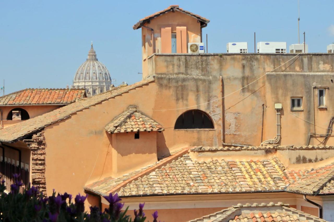 Ych-Penthouse Fiammetta A Piazza Navona Apartment Rome Exterior photo